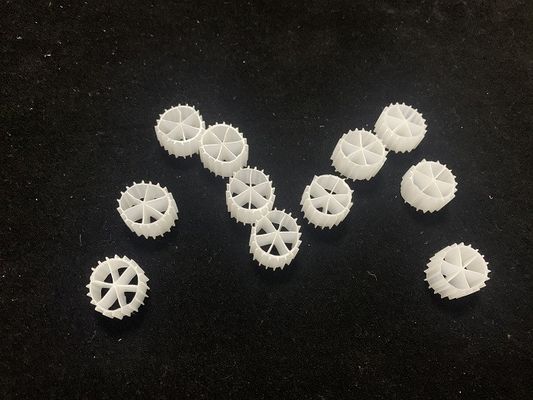 Y4 MBBR HDPE 16mmX10mm Koi Pond Filter Media ISO9001