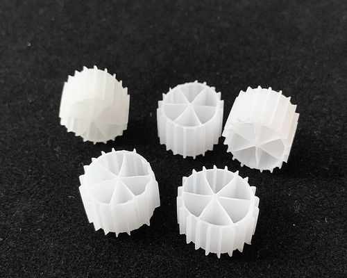 Hdpeの耐震性のアクアリウムMBBR Biofilter媒体11x7mm
