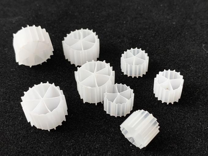 ROHSの白いHdpe 0.98g/Cm3プラスチック フィルター媒体のアクアリウム 2