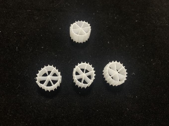 生物学的過程K1のバージンのHDPEフィルター媒体10X7mm 1